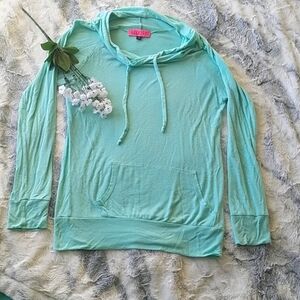 🌊 3/$15 Aqua Cowl Neck Long Sleeve